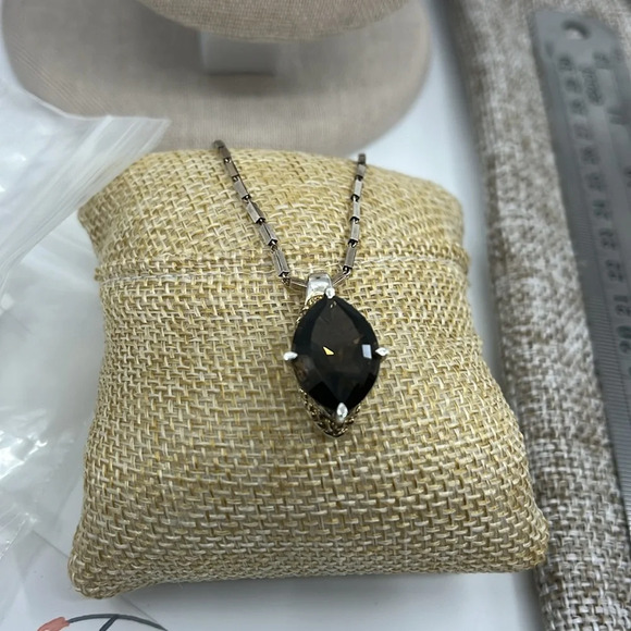 🖤 Silver and Gold Vintage Smoky Quartz Pendant Necklace 16" - Picture 8 of 15